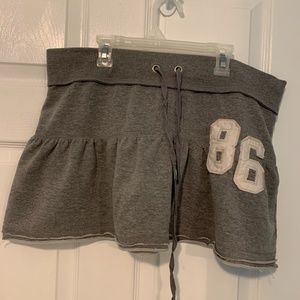 VS PINK SWEATSKRIT LARGE